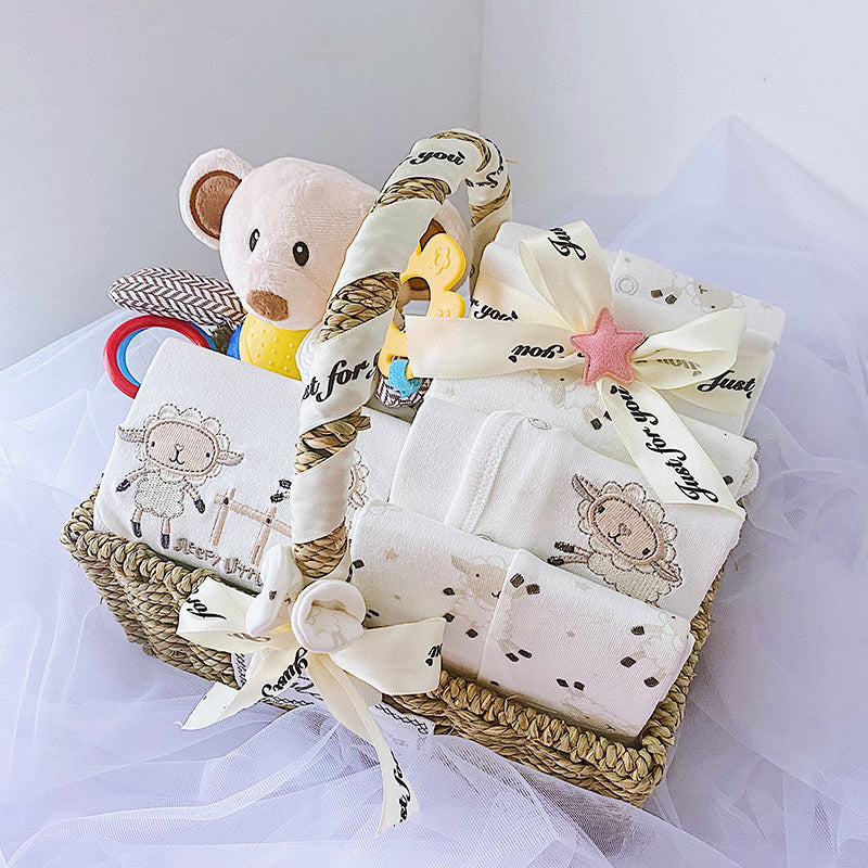 Newborn Unisex Baby Clothes Set Gift Box – Autumn & Winter Hamper