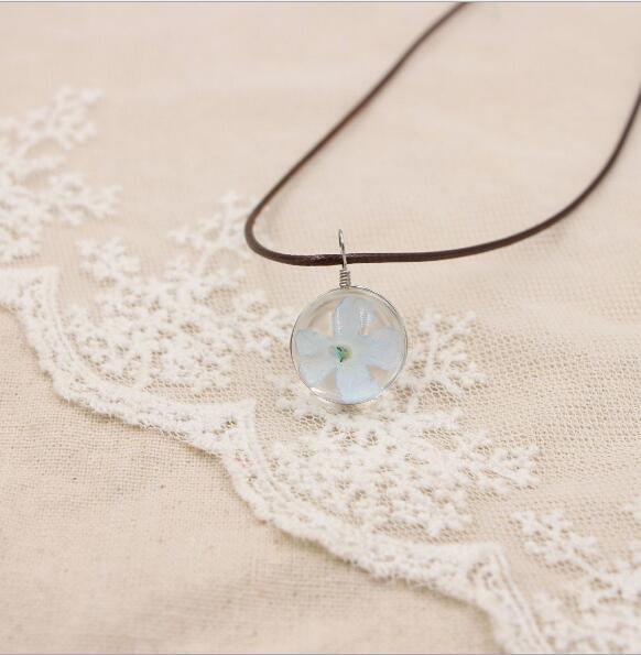 Handmade Boho Resin Necklace with Dried Gypsophila Flower Pendant for Women