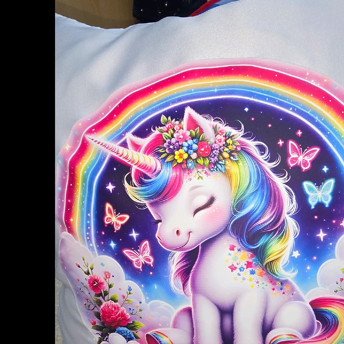 Whimsical Unicorn Dreams: Vibrant Colourful 40x40cm Pillowcase Cover for Girls' Cushion